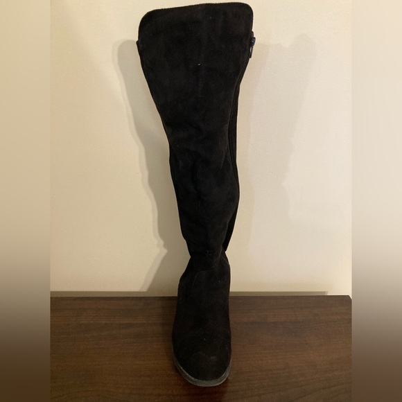 Wide-Calf Knee High Suede Boots - Picture 2 of 6
